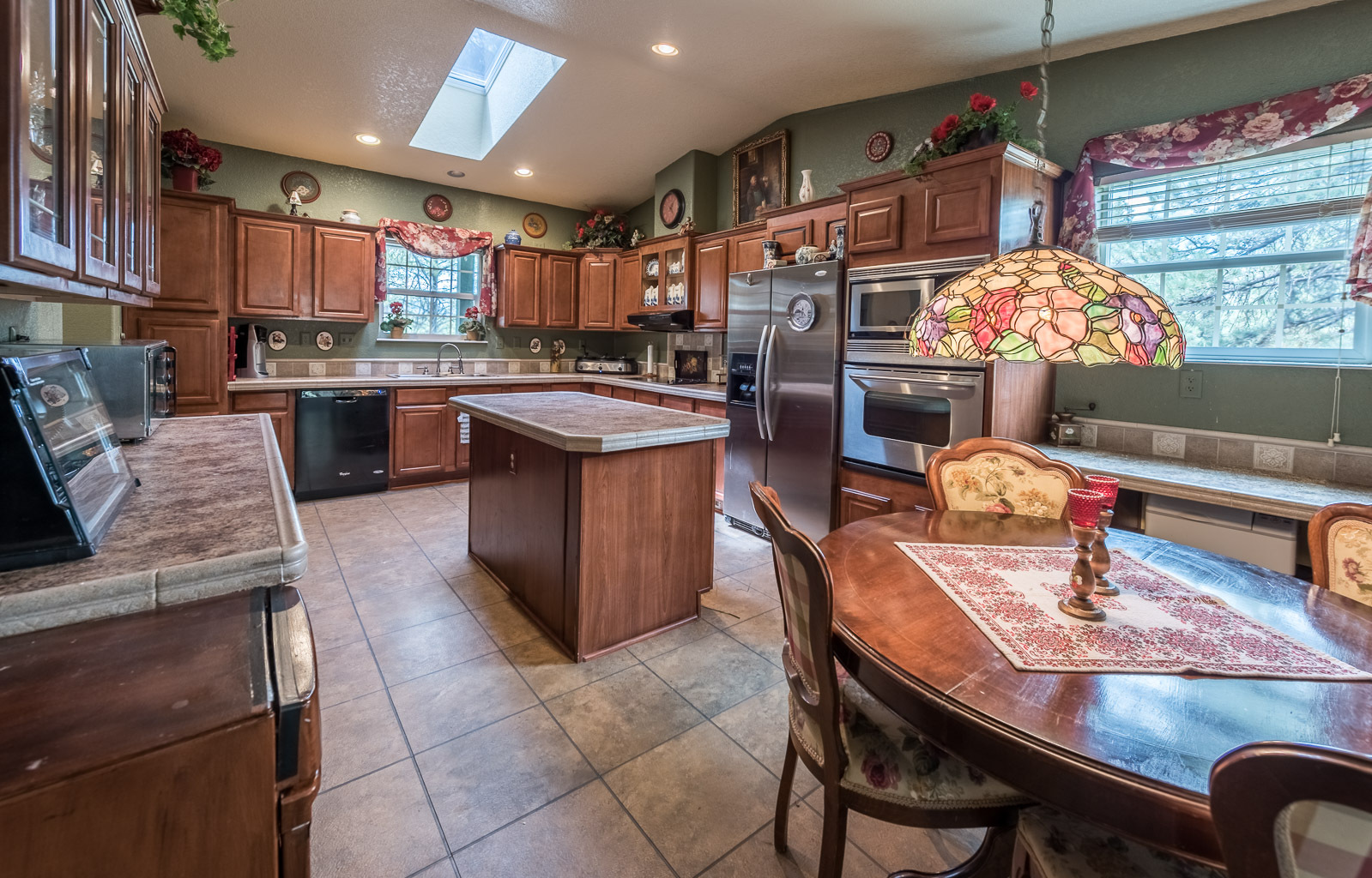 SoldStunning Single Level Home with 3 Car Garage on Ac